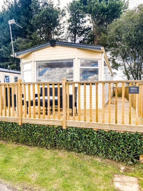 Crowle The Hygge Retreat At 7 Lakes Country Park, Lincolnshire别墅 外观 照片