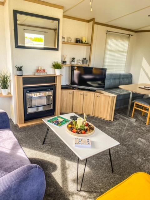 Crowle The Hygge Retreat At 7 Lakes Country Park, Lincolnshire别墅 外观 照片